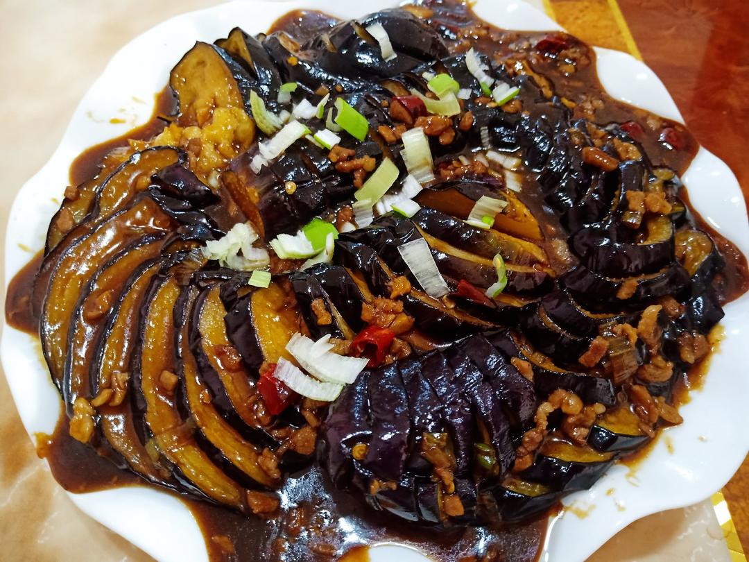 厨师长教你：“盘龙茄子”的创新做法，卖相好看味道赞，先收藏了