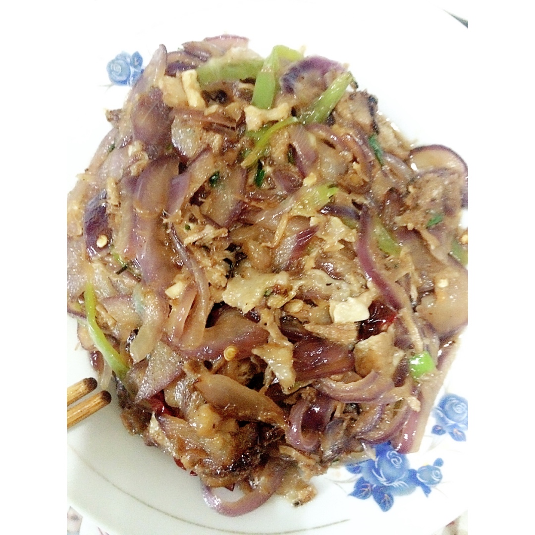 洋葱青椒炒肉丝