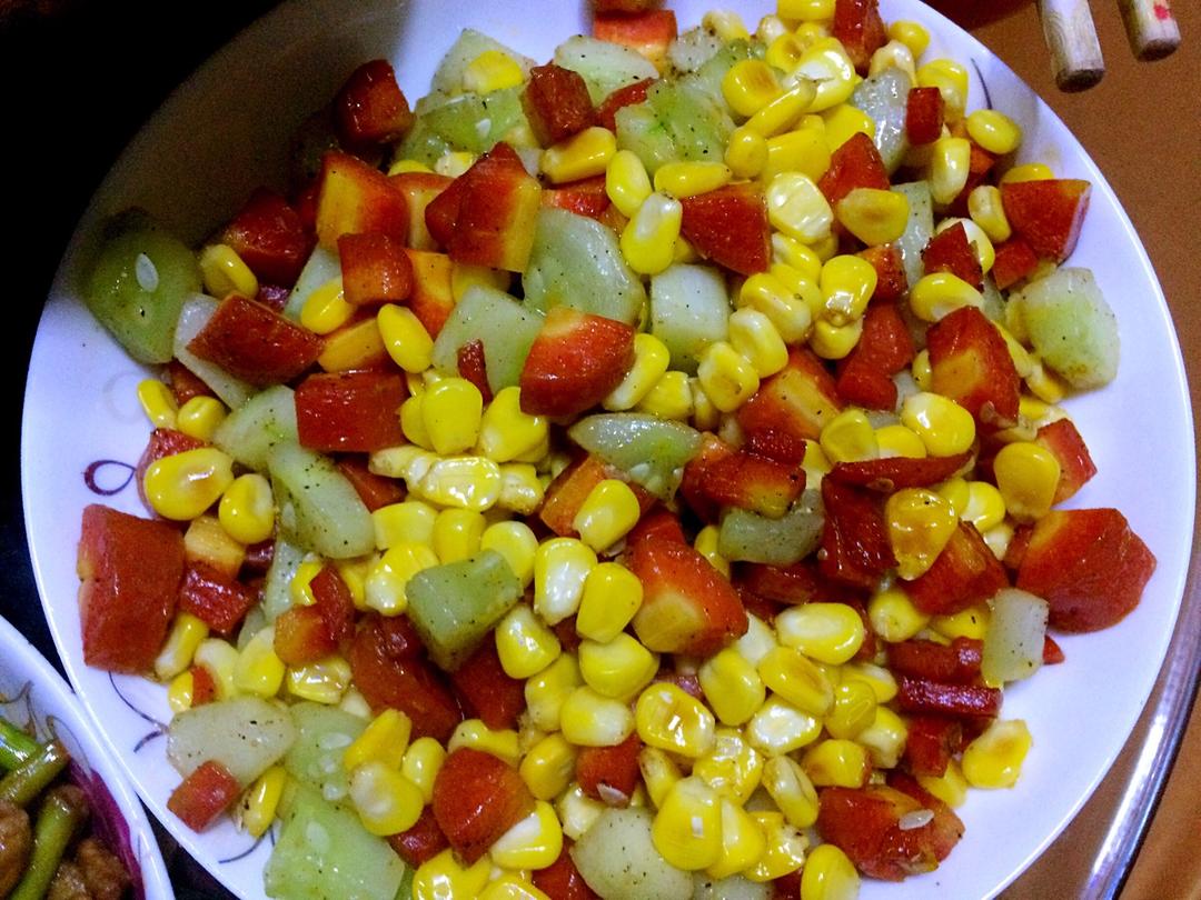 胡萝卜玉米炒黄瓜