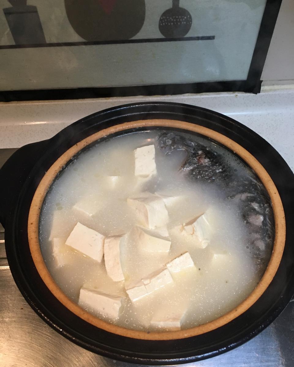 鲫鱼豆腐汤（汤系列一）