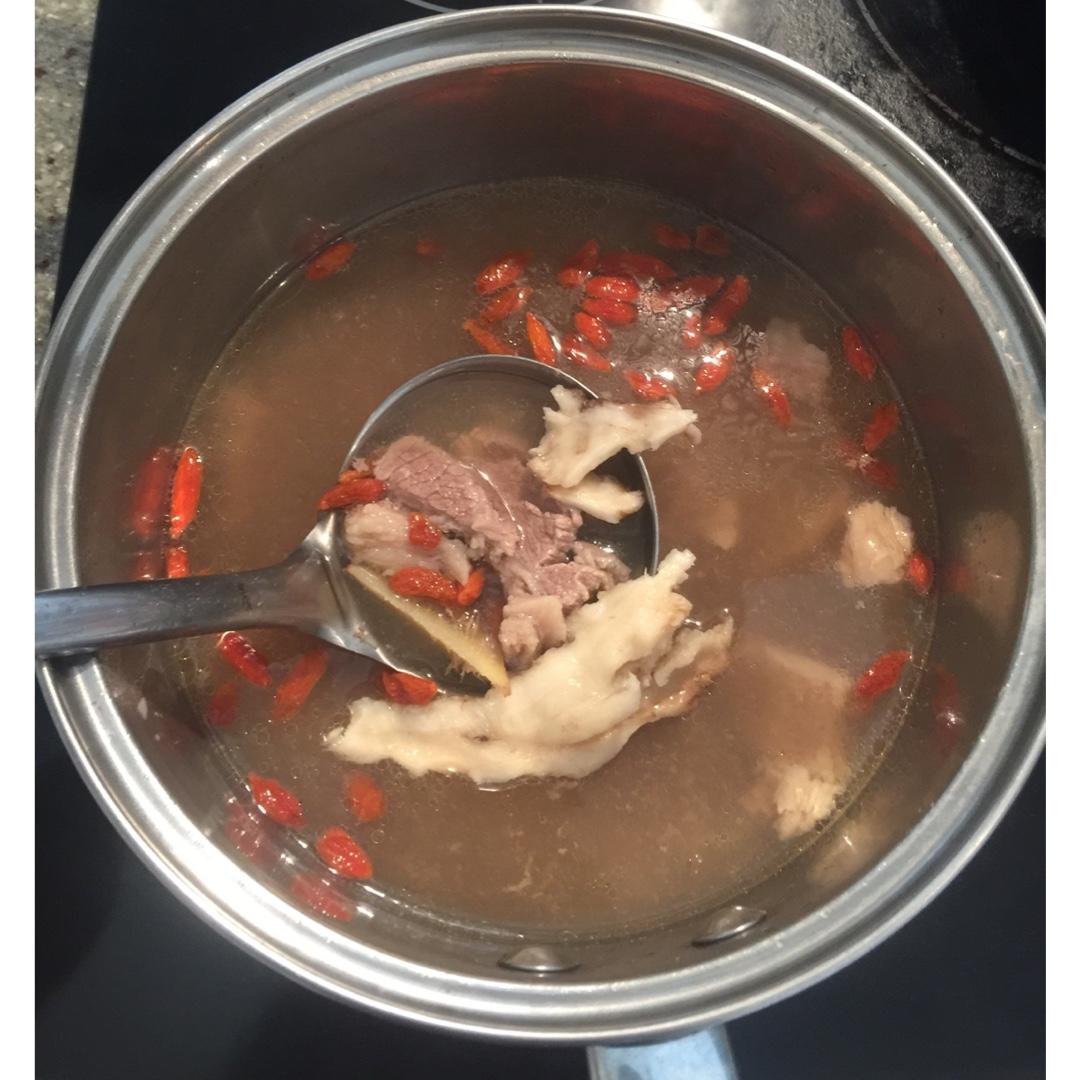 当归牛肉汤