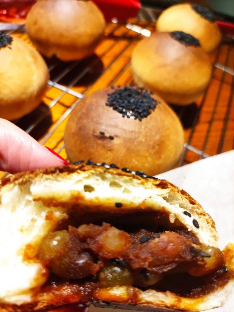 手揉面包详细贴:红豆面包