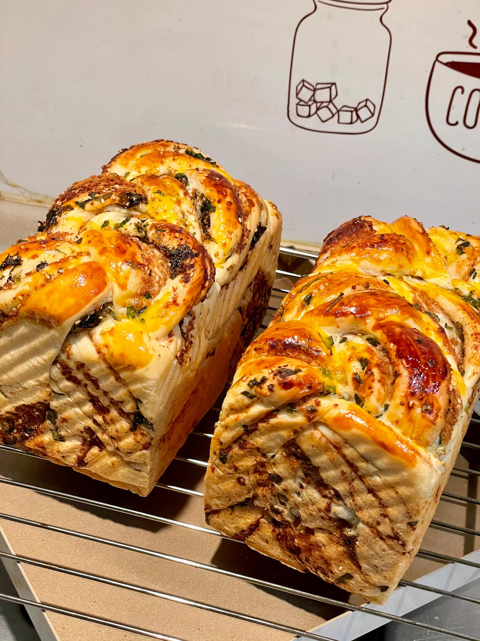 香葱肉松手撕吐司