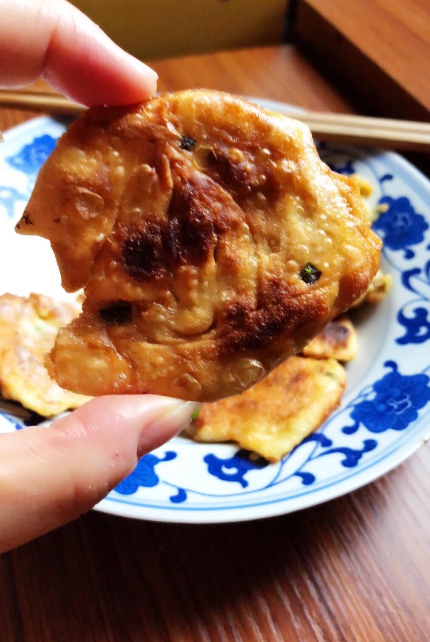 小馄饨皮葱油饼