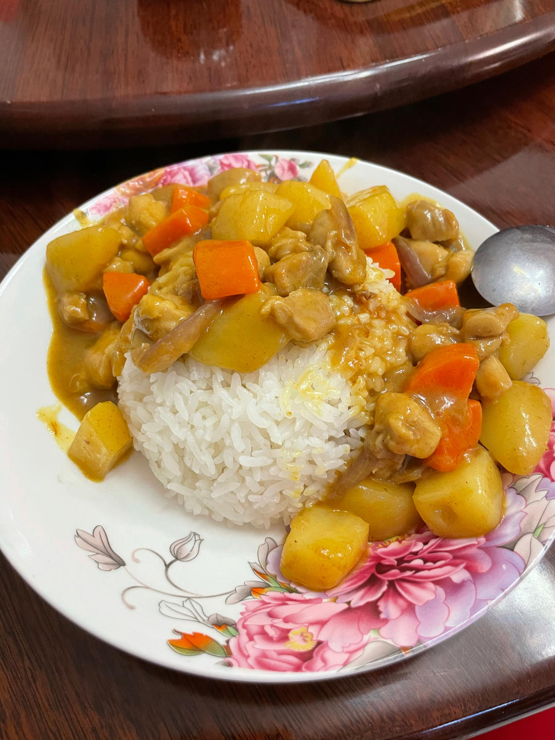 零失败日式咖喱鸡肉饭！！最正宗日本家庭做法！简单又好吃！