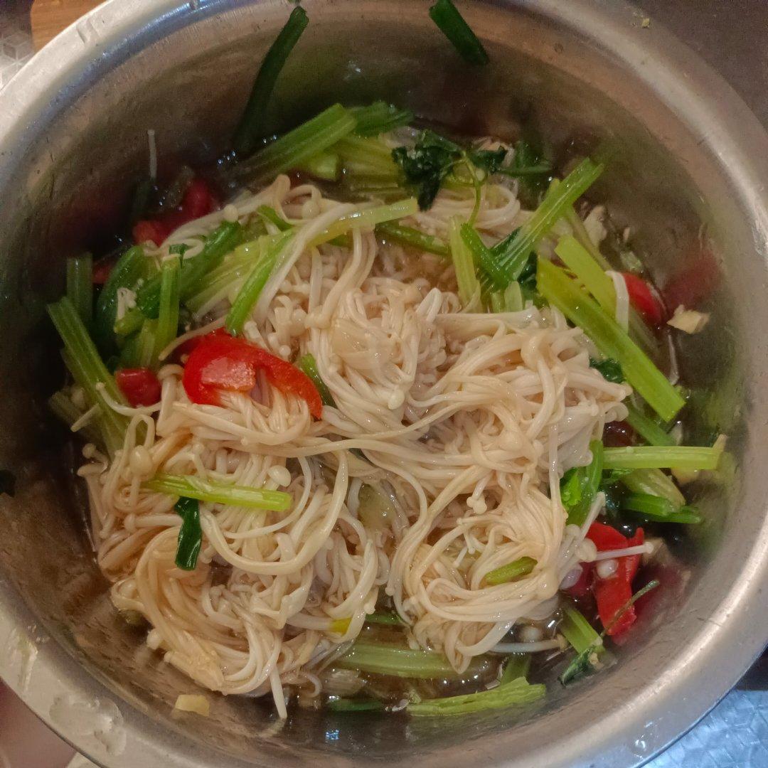 凉拌金针菇
