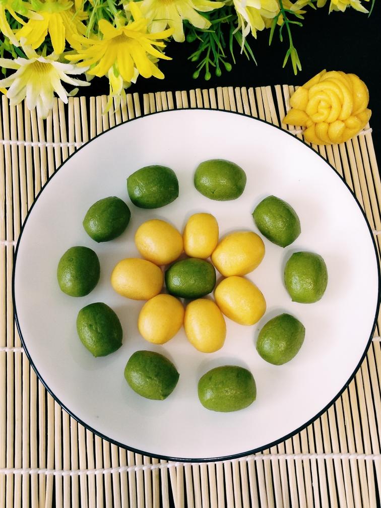 南瓜菠菜小馒头 8+宝宝辅食的做法