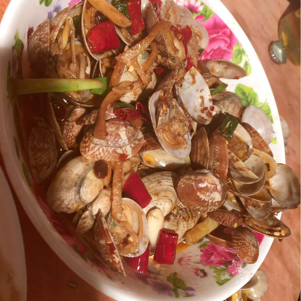 蒜香炒花甲