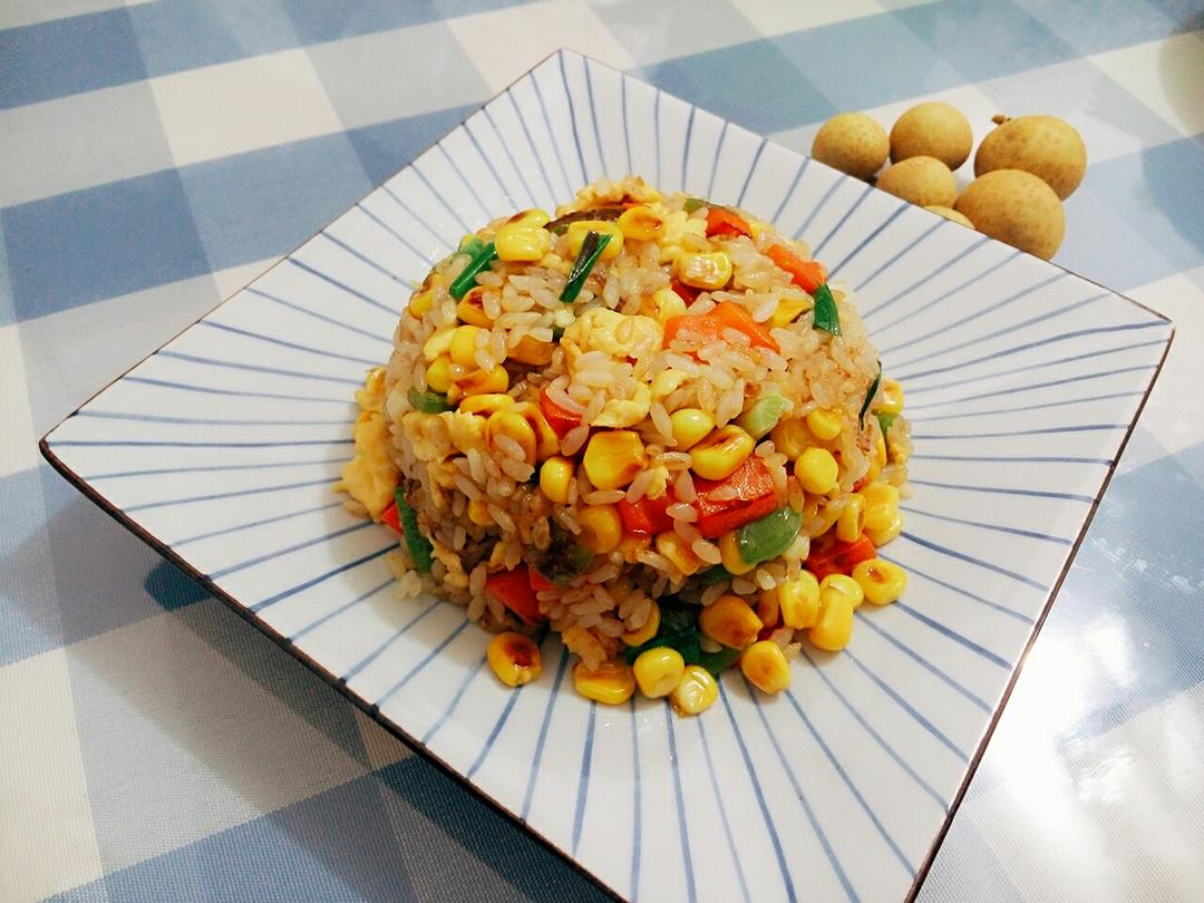 高颜值什锦炒饭的做法