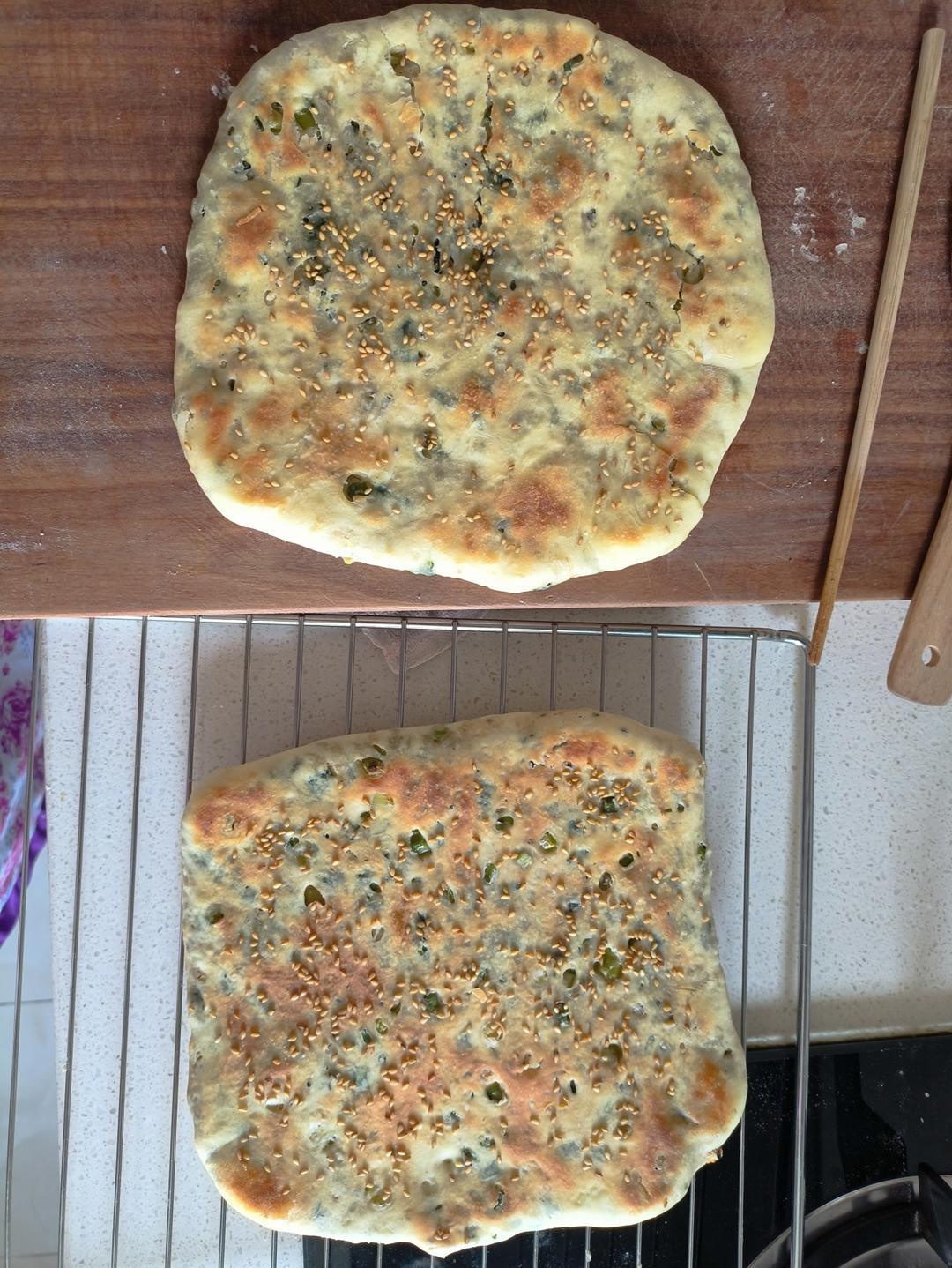 完美复刻早餐店里的葱花饼，好吃超松软！