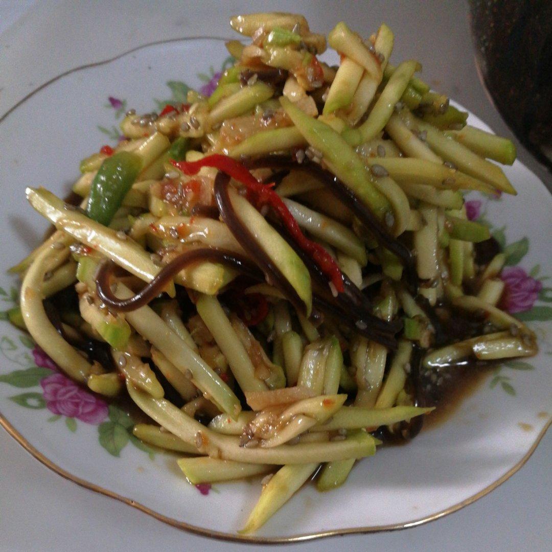 凉拌西葫芦——教你怎么样切西葫芦丝