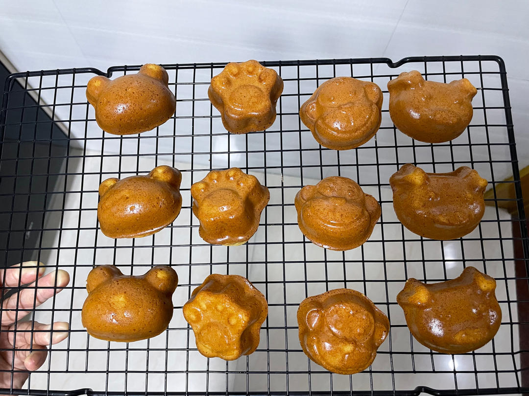 【视频教程】卡通蜂蜜小蛋糕，带你找回童年记忆