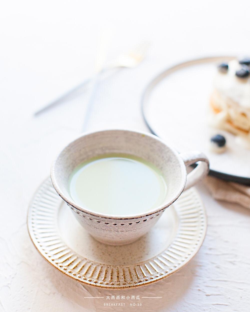 抹茶牛奶