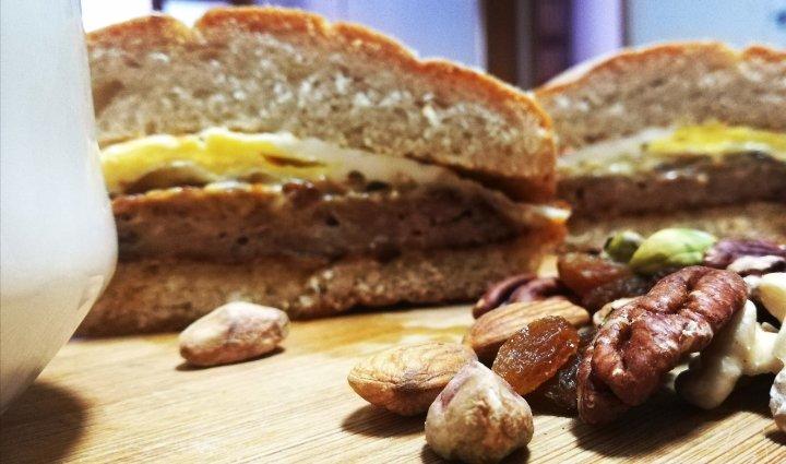 猫王三明治（The Elvis Sandwich）
