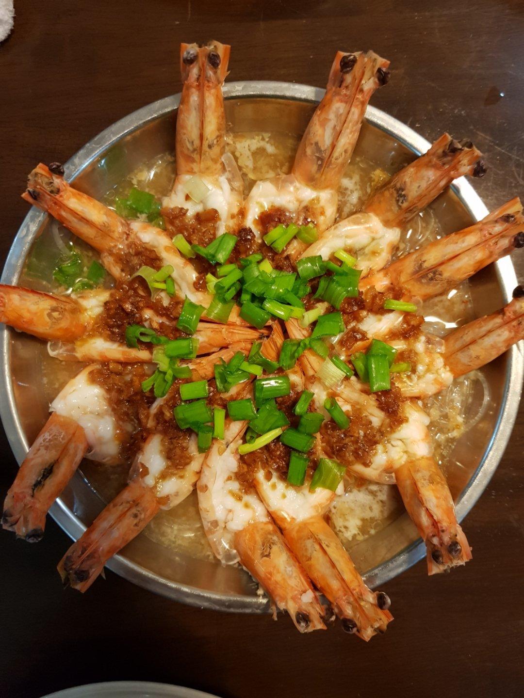 蒜蓉粉丝蒸虾