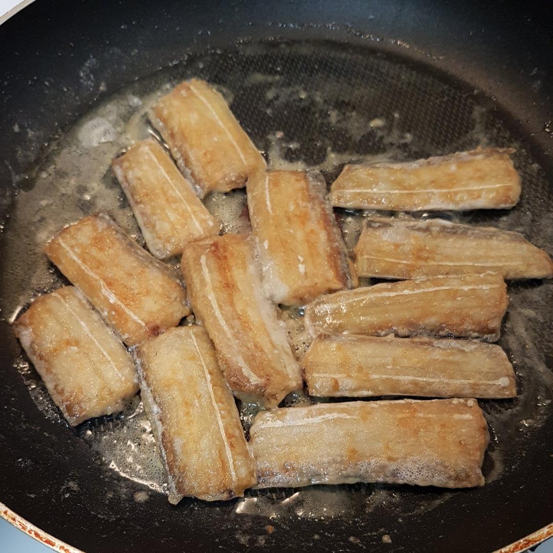 【香煎带鱼】附送超多煎鱼技巧~