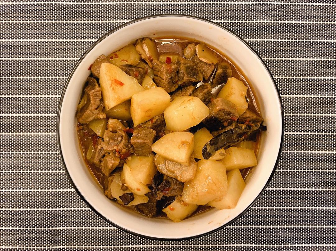 土豆烧牛腩