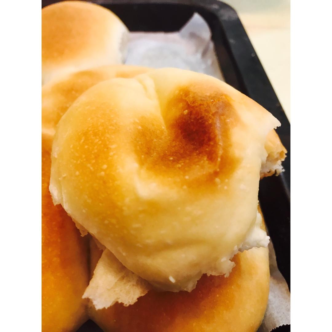超软奶酪夹馅小餐包