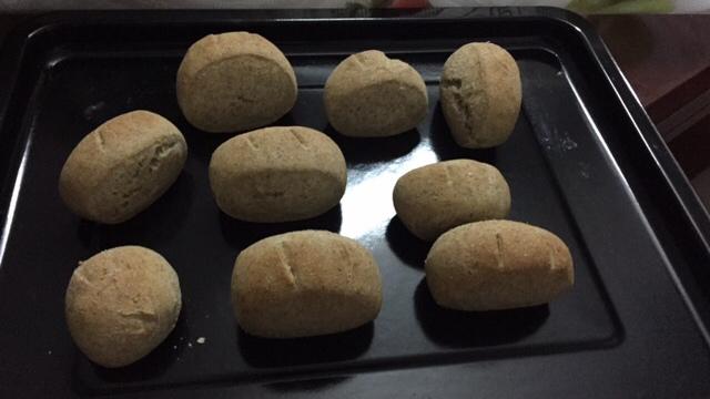 无油无糖全麦果干面包