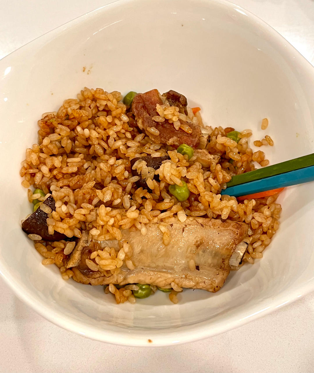 【排骨焖饭】