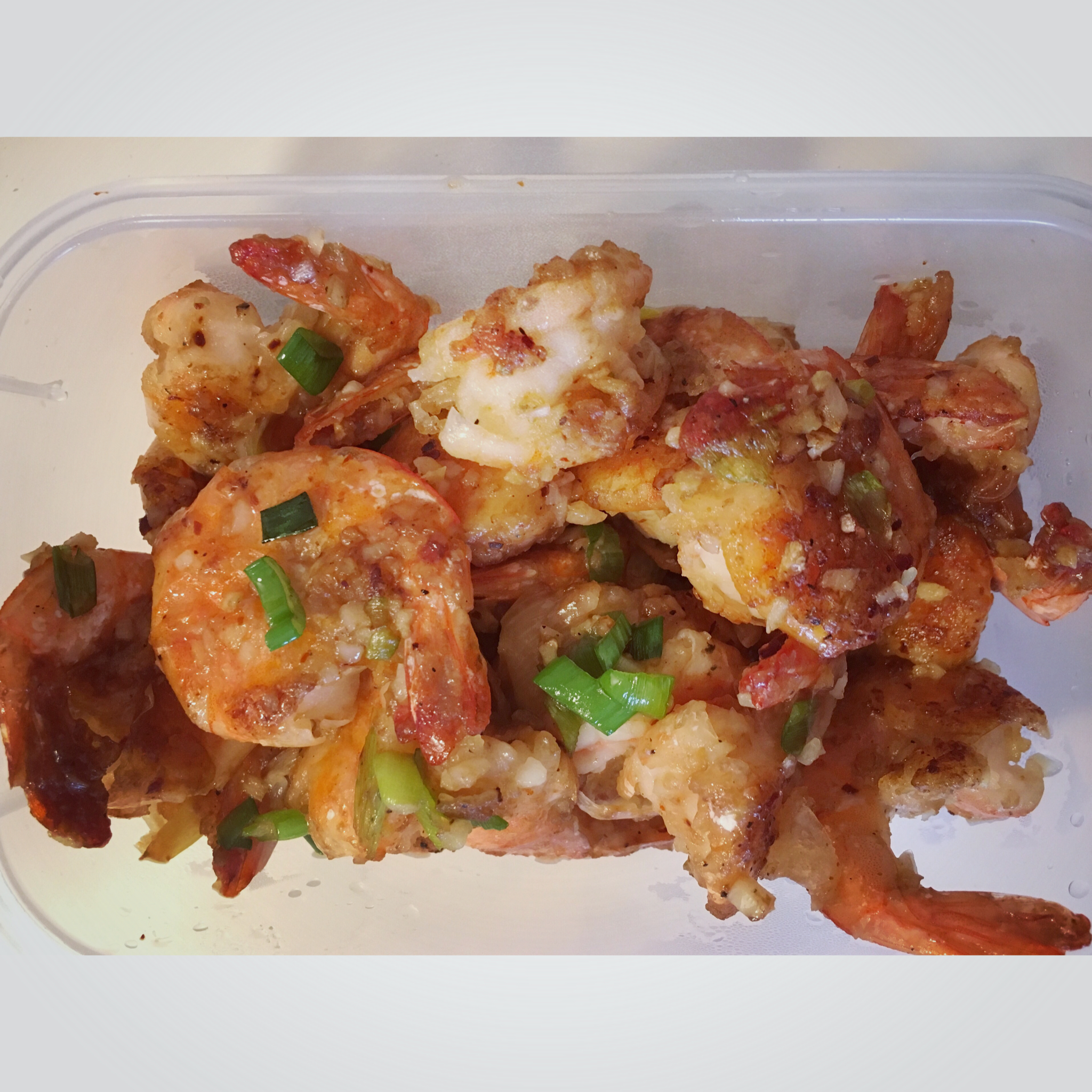 大蒜胡椒虾｜一条视频