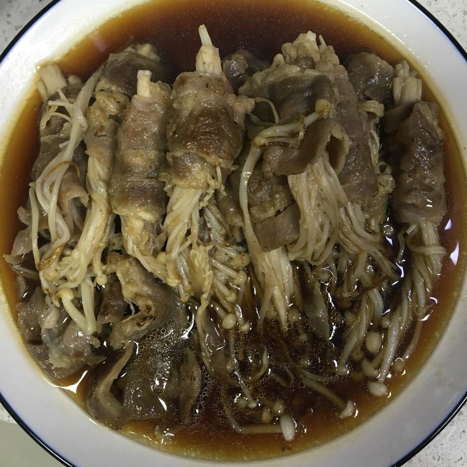 肥牛金针菇卷