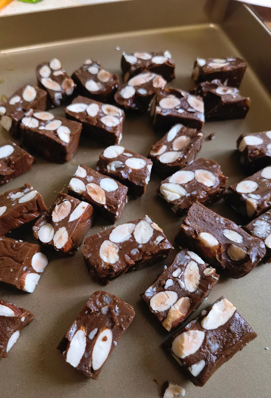 海盐杏仁太妃糖-