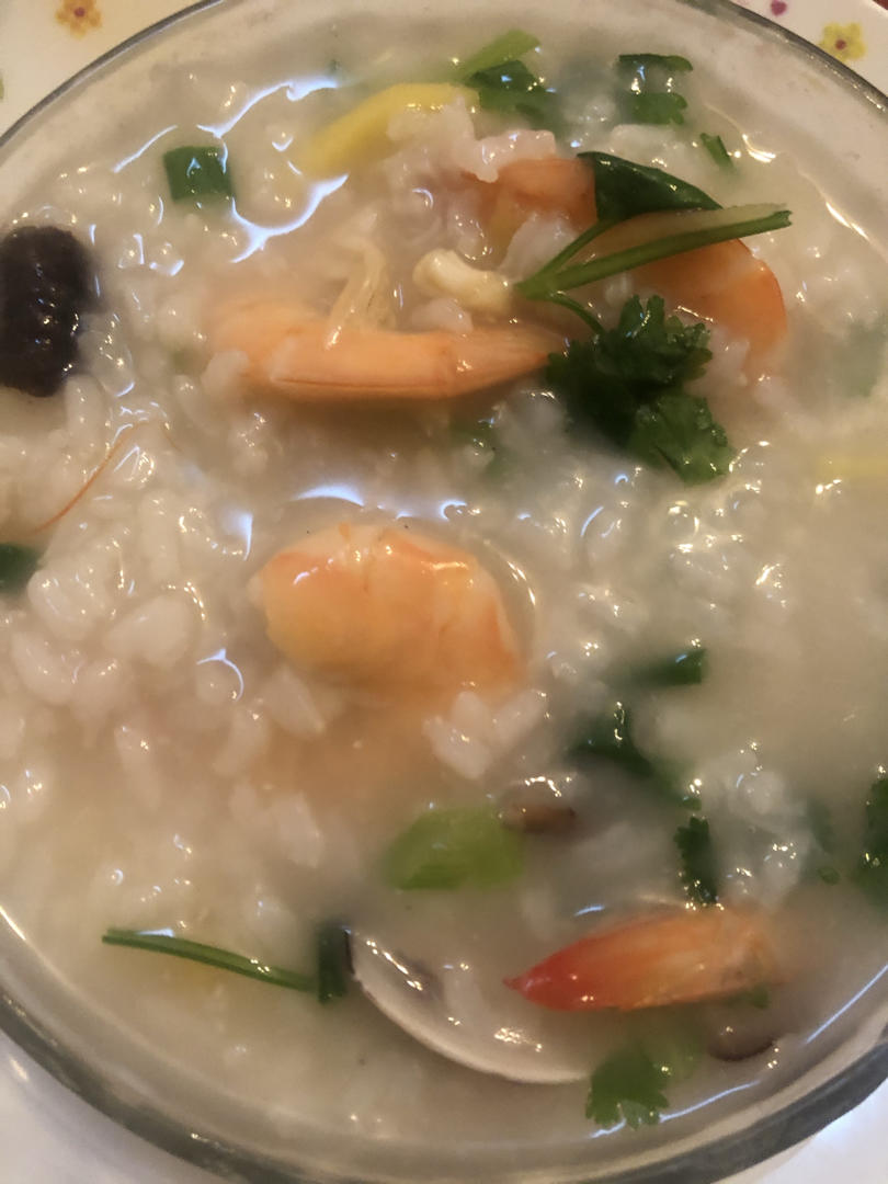鲜虾砂锅粥