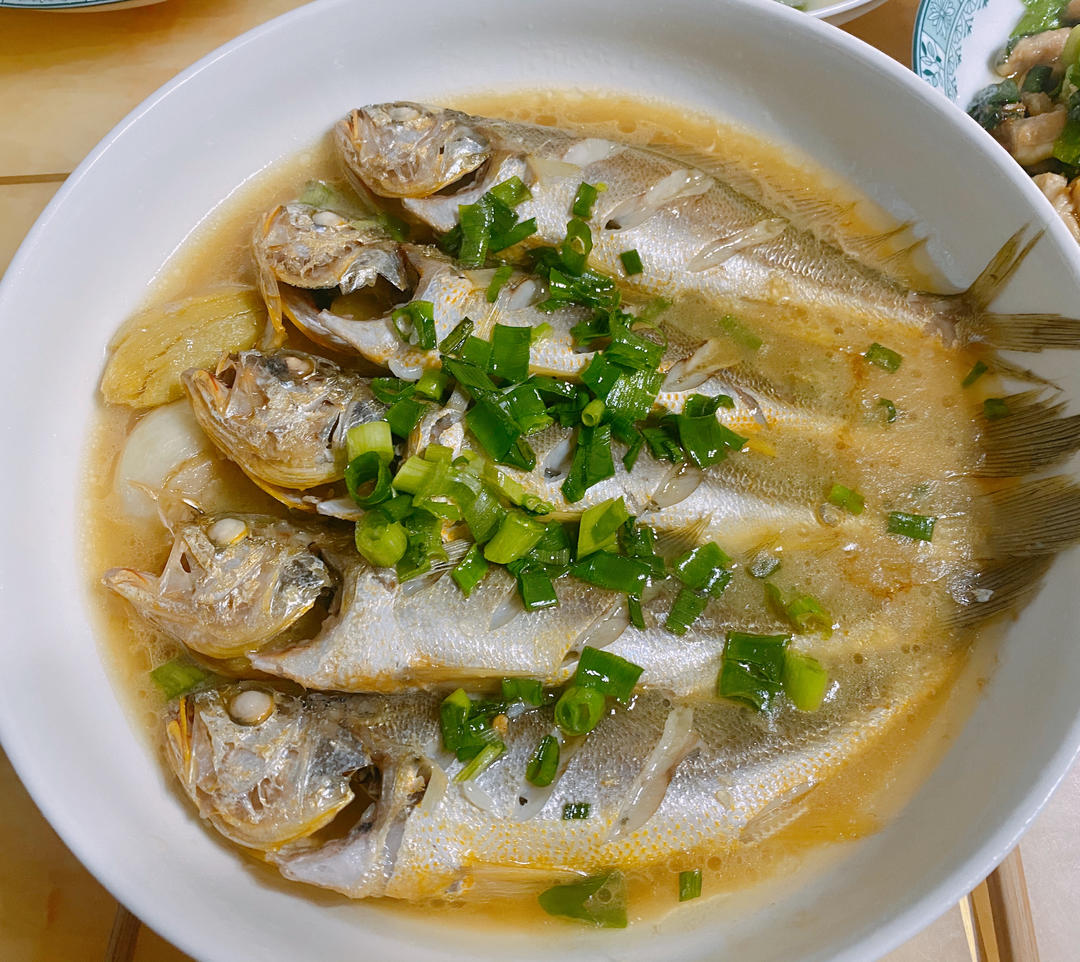 家常红烧鲳鱼、水潺