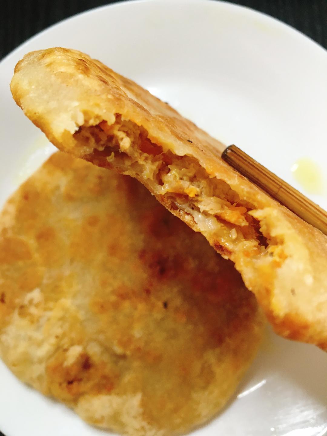 白菜牛肉胡萝卜馅饼的做法