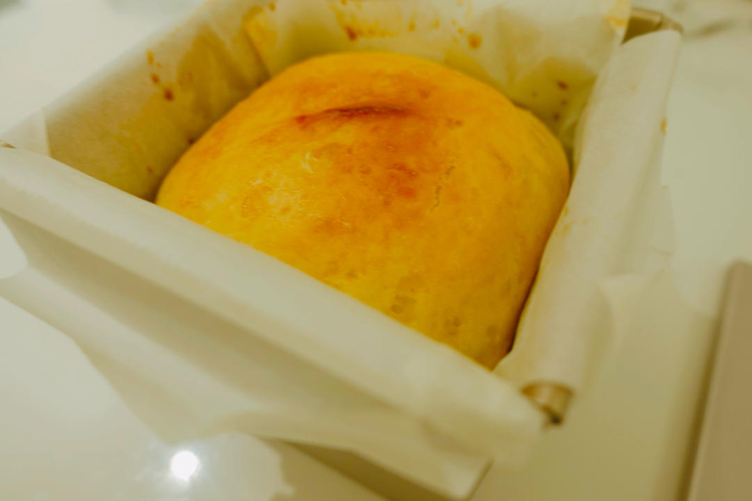 用烤箱自己做面包--手工牛奶吐司面包