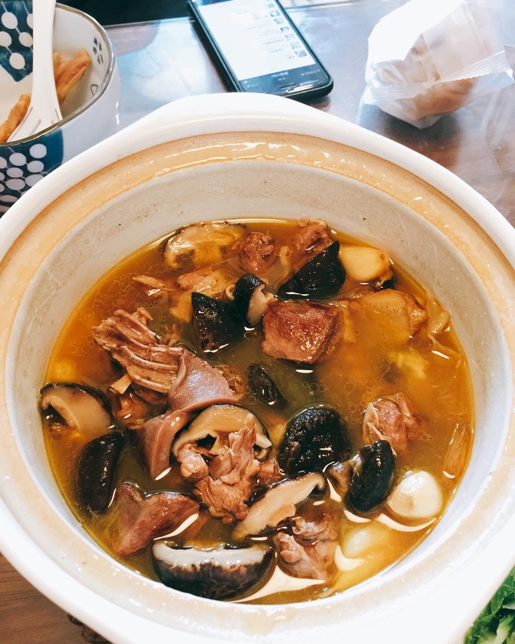 土豆焖鸭