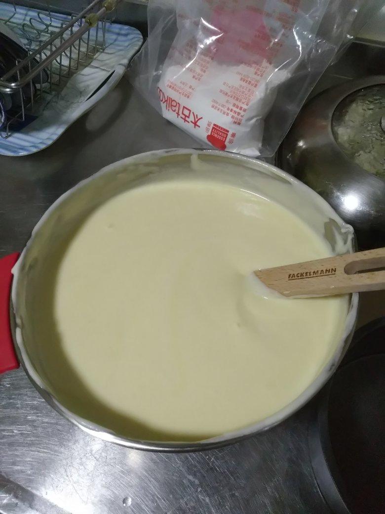 入口即化的酸奶蛋糕，又嫩又软都不用嚼，新手一看就会