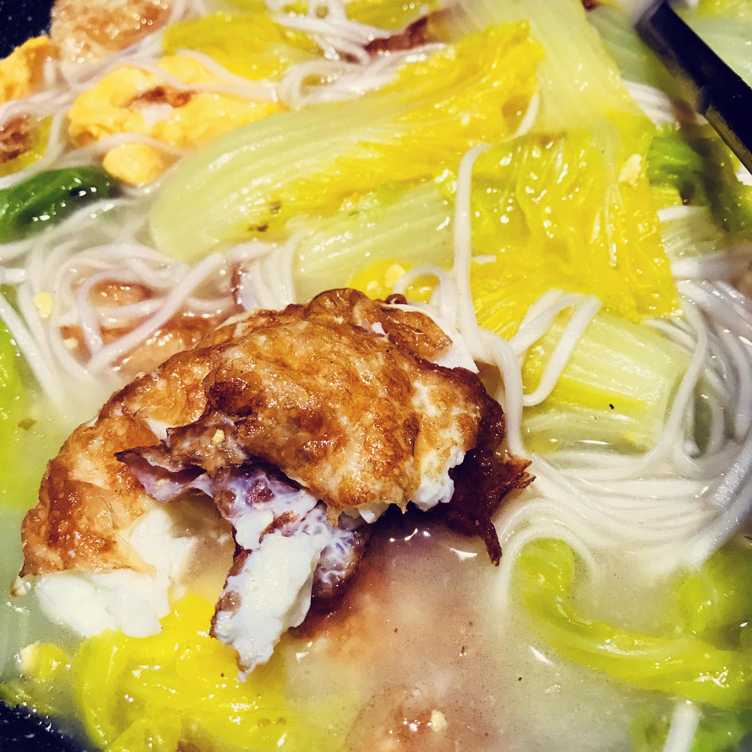 早餐来一碗清汤面，色香味俱全！