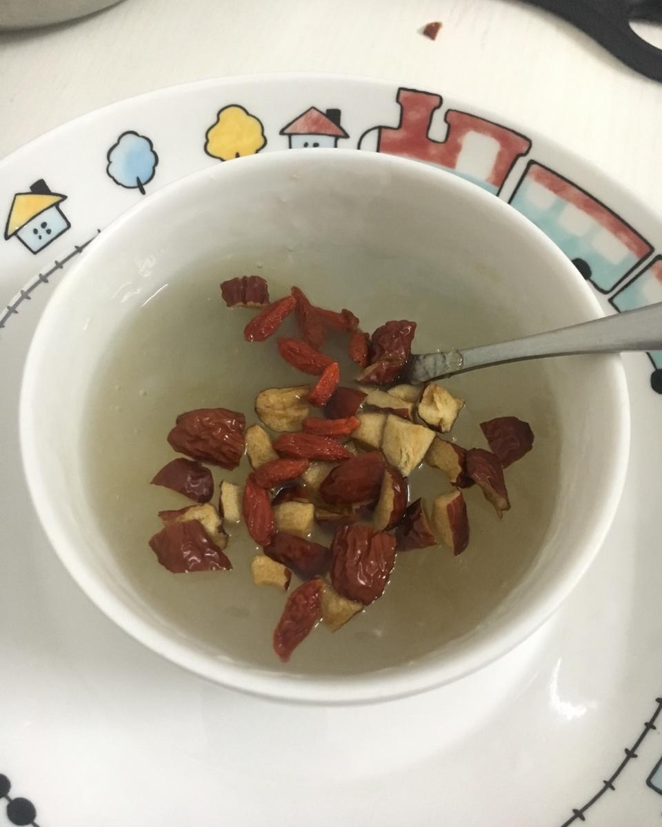 自制藕粉（详细介绍冲调藕粉的方法）