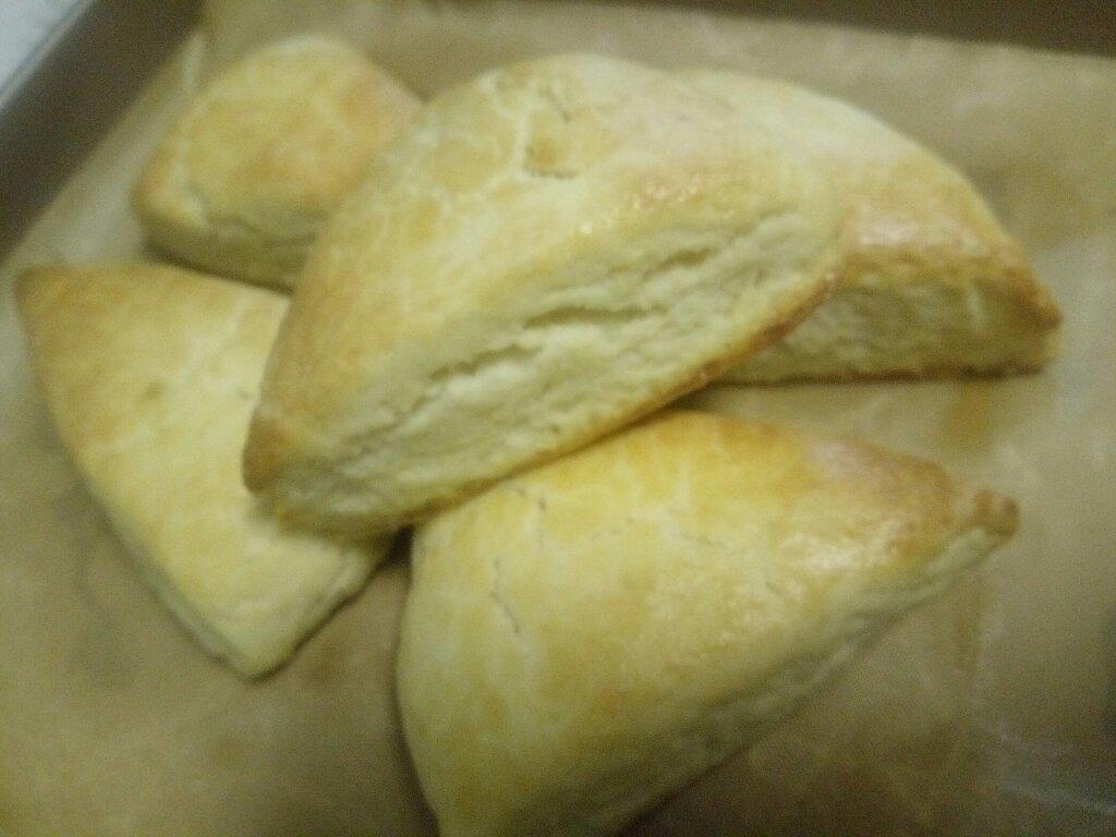 【视频】3分钟 奶油司康Scone(可能是世界上最快手的司康) 消耗淡奶油～