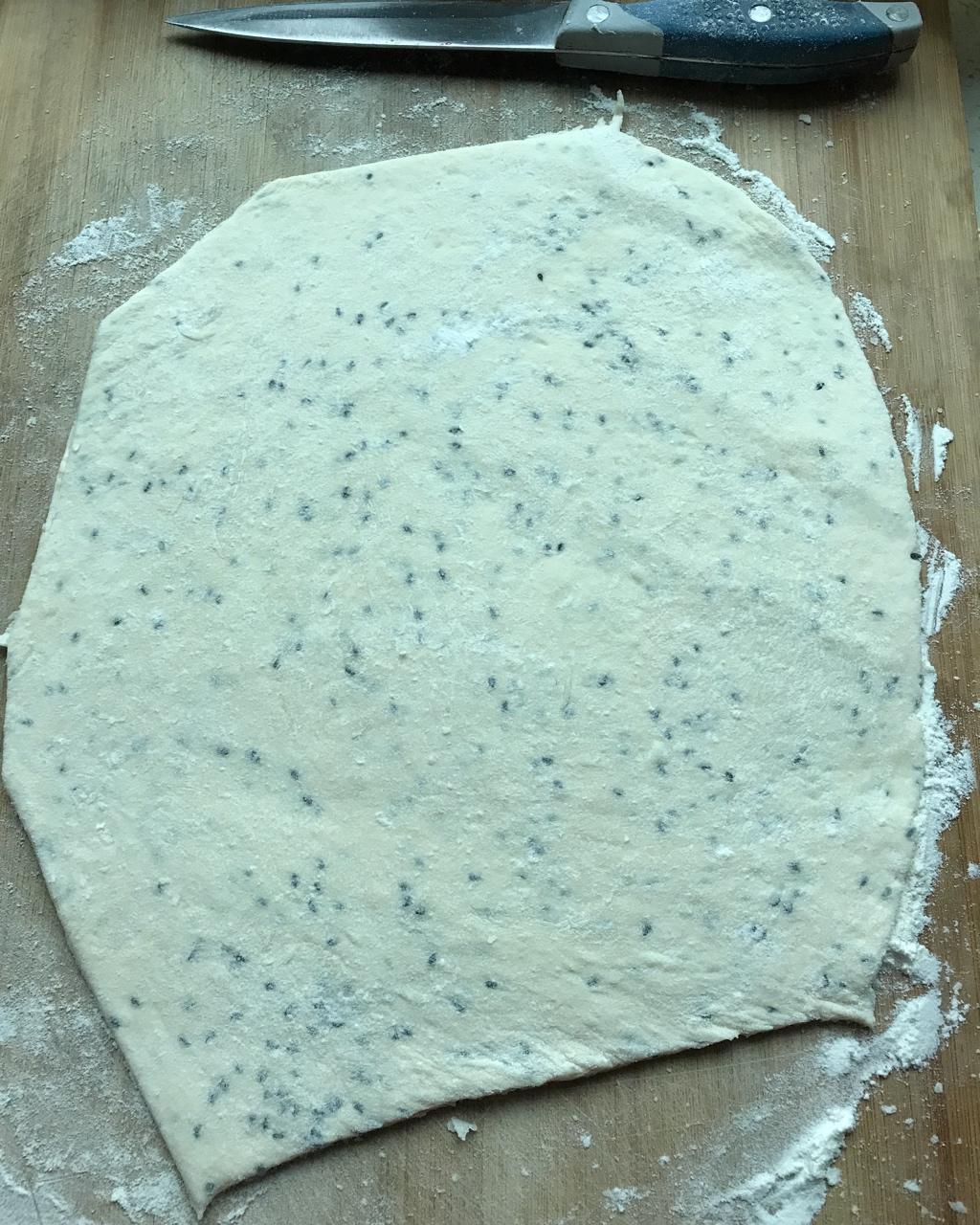 多余打发奶油的用法：香脆芝麻饼干