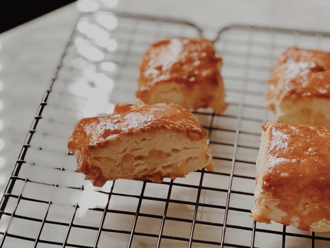 藤田千秋的【切达奶酪咸司康】