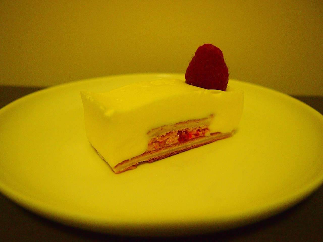 ilse 白巧克力&树莓慕斯蛋糕（视频菜谱）