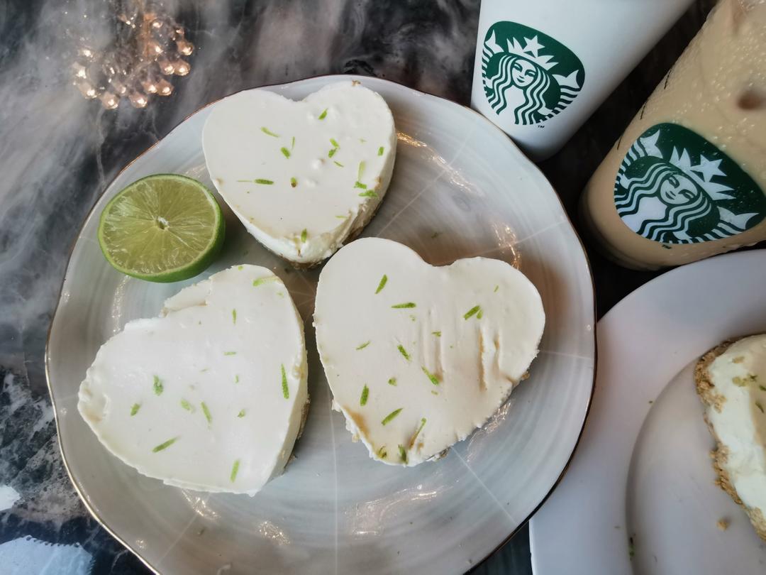 免烤箱甜品 | 清爽不腻的青柠芝士蛋糕🧀️