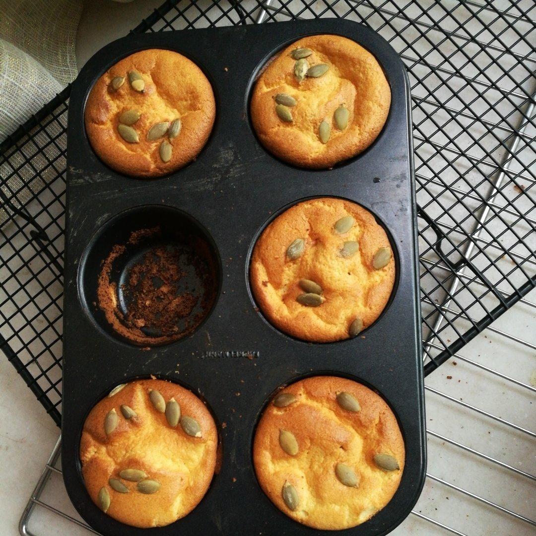 棉花纸杯蛋糕