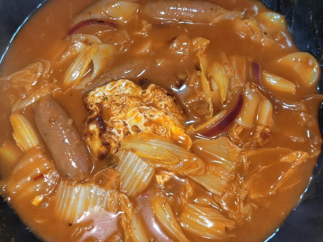 主食：韩式辣白菜年糕片