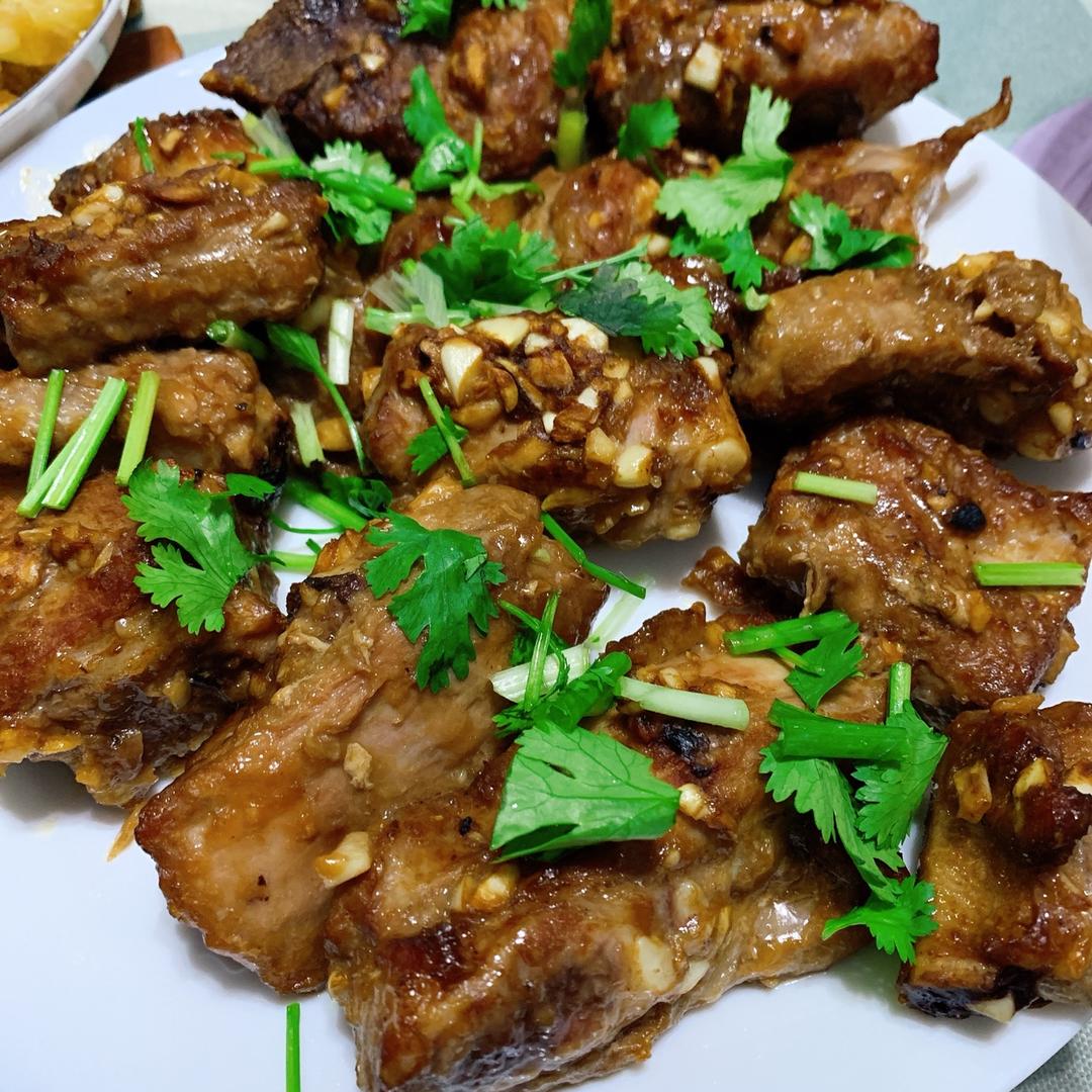 烤箱版蒜香排骨烤排骨