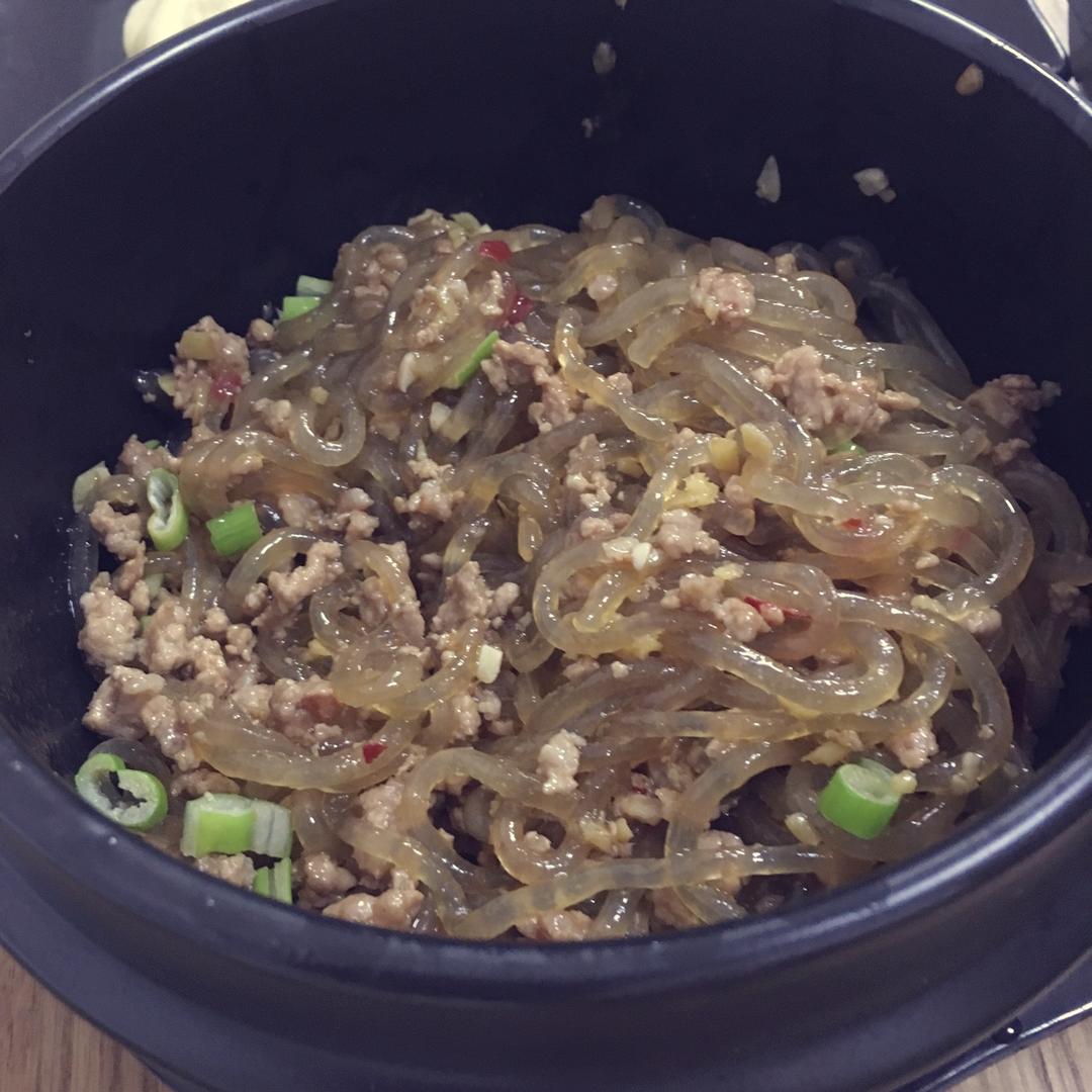 肉末粉丝煲
