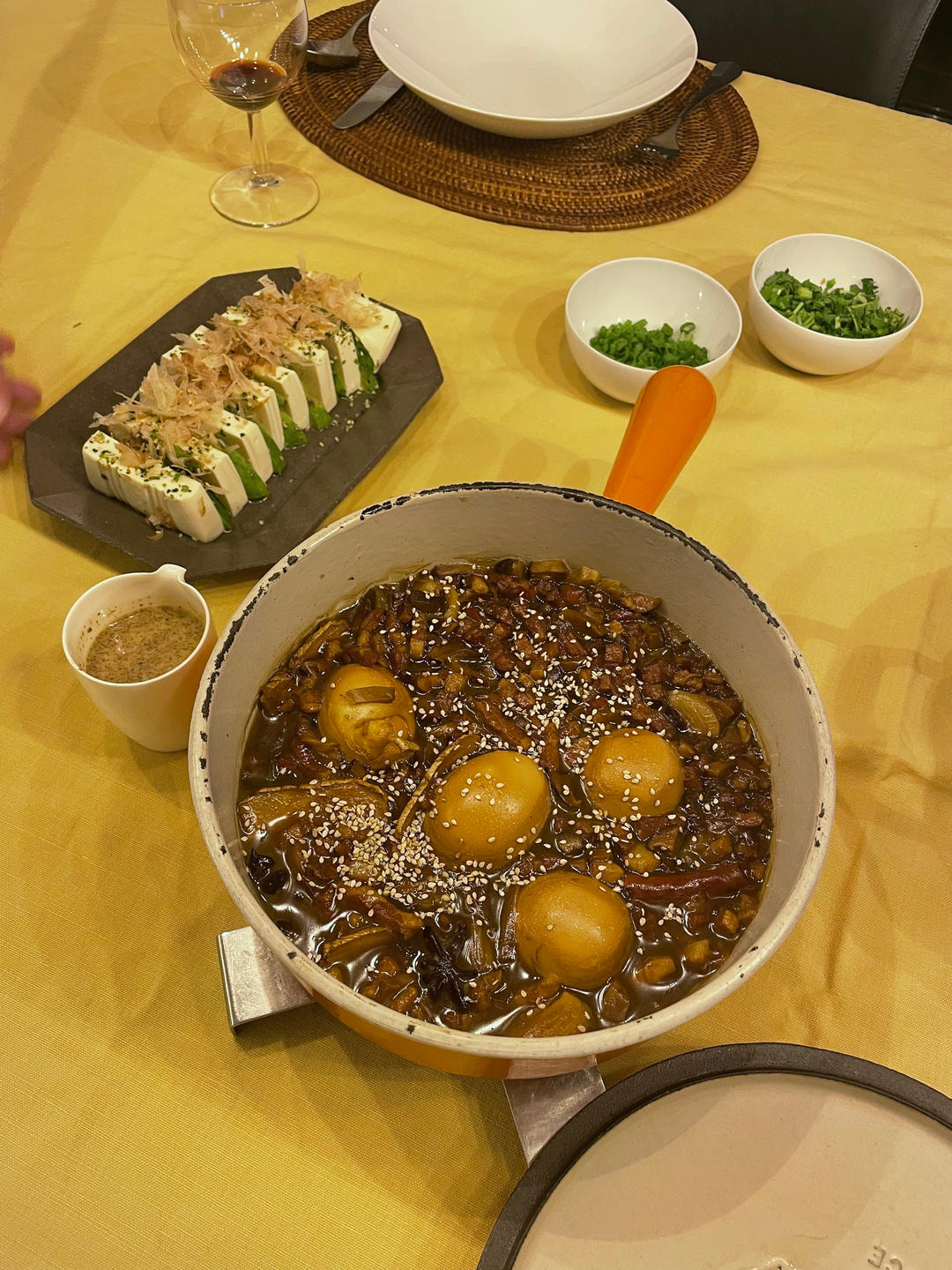 洋葱酥卤肉饭