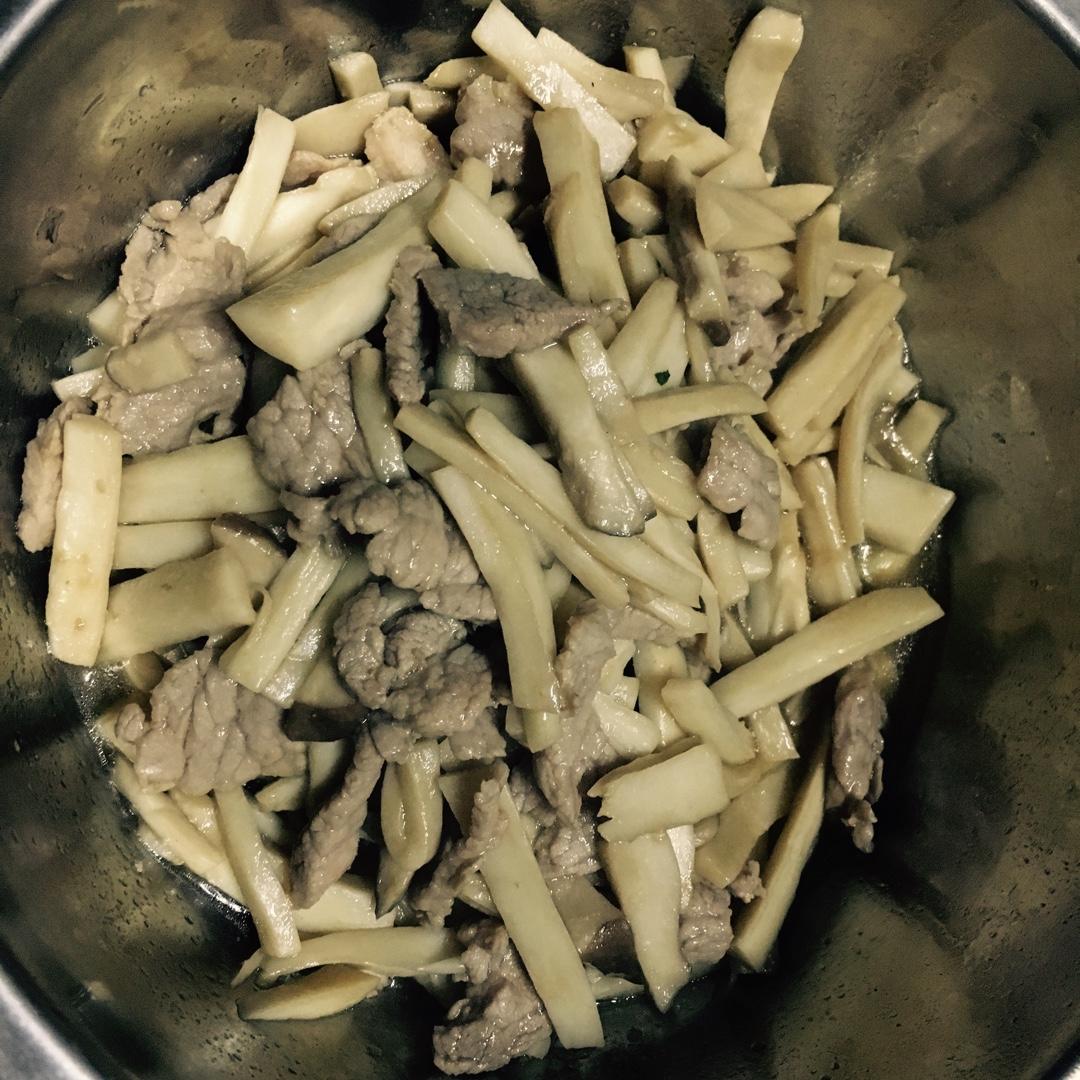 杏鲍菇炒肉片