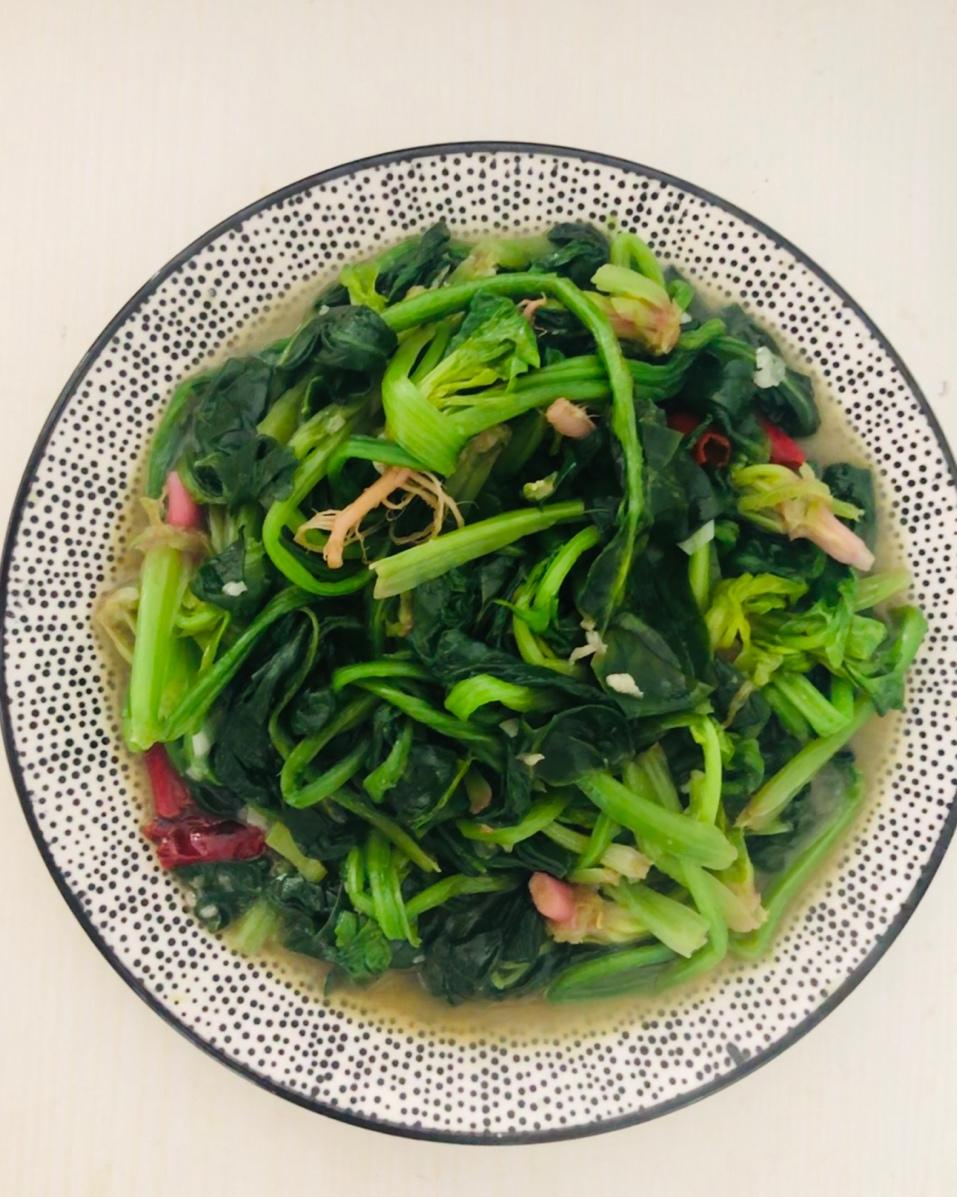 清炒菠菜