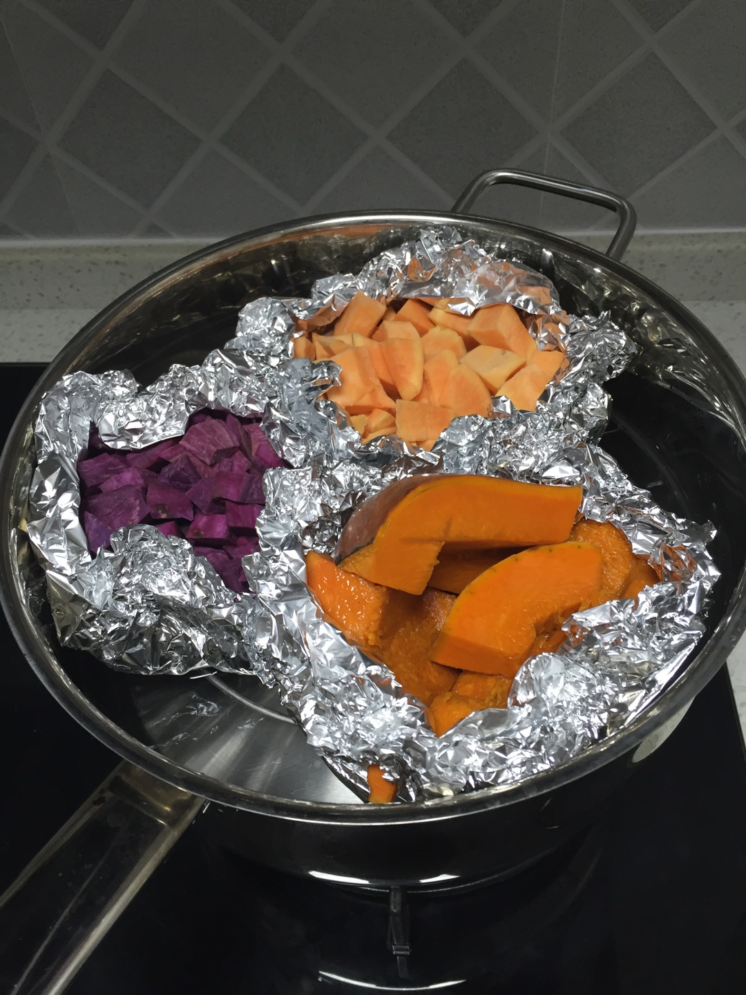 自制三色芋圆【红薯.紫薯.南瓜】的做法 步骤1