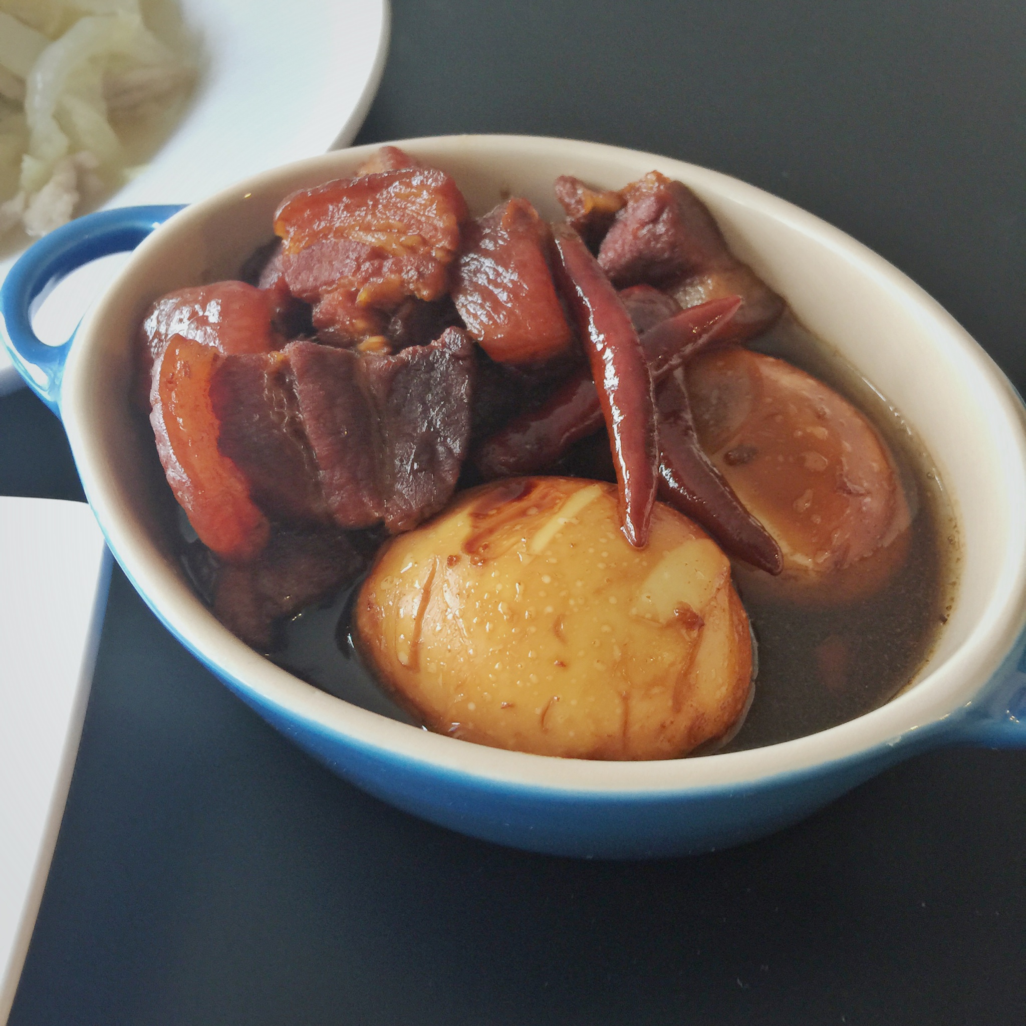 红烧肉卤蛋