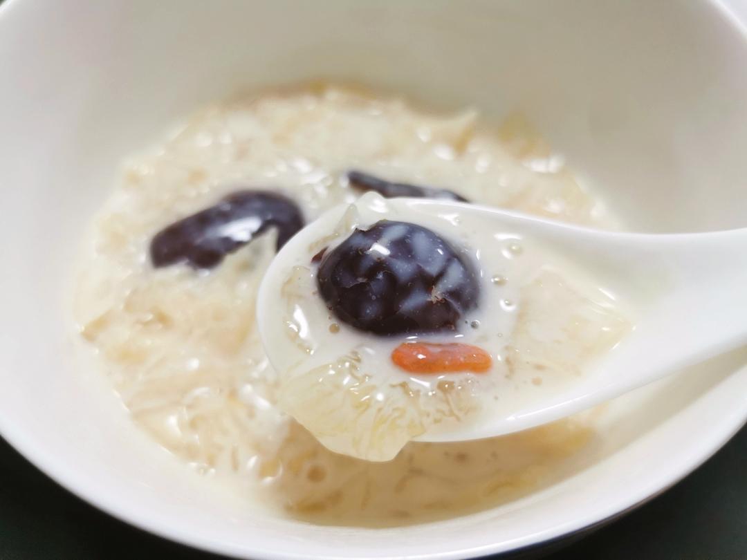 万能银耳羹（0技巧出胶）